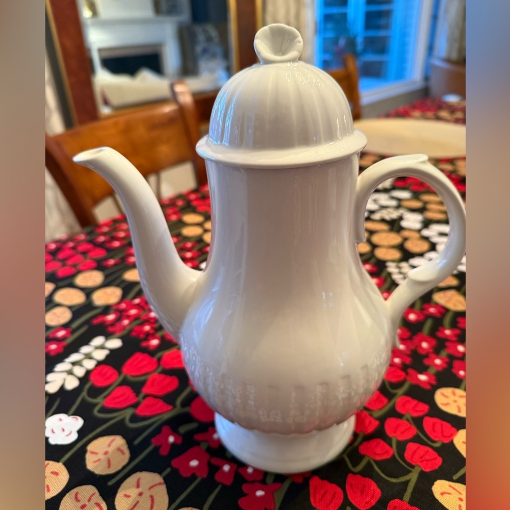 Vintage Alfred Meakin England tea pot!